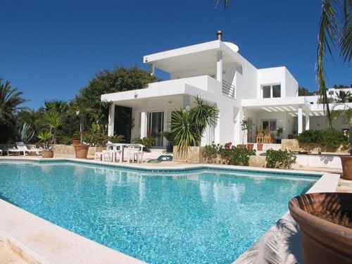 Villa de lujo de 3 dormitorios en Cap Martinet en venta